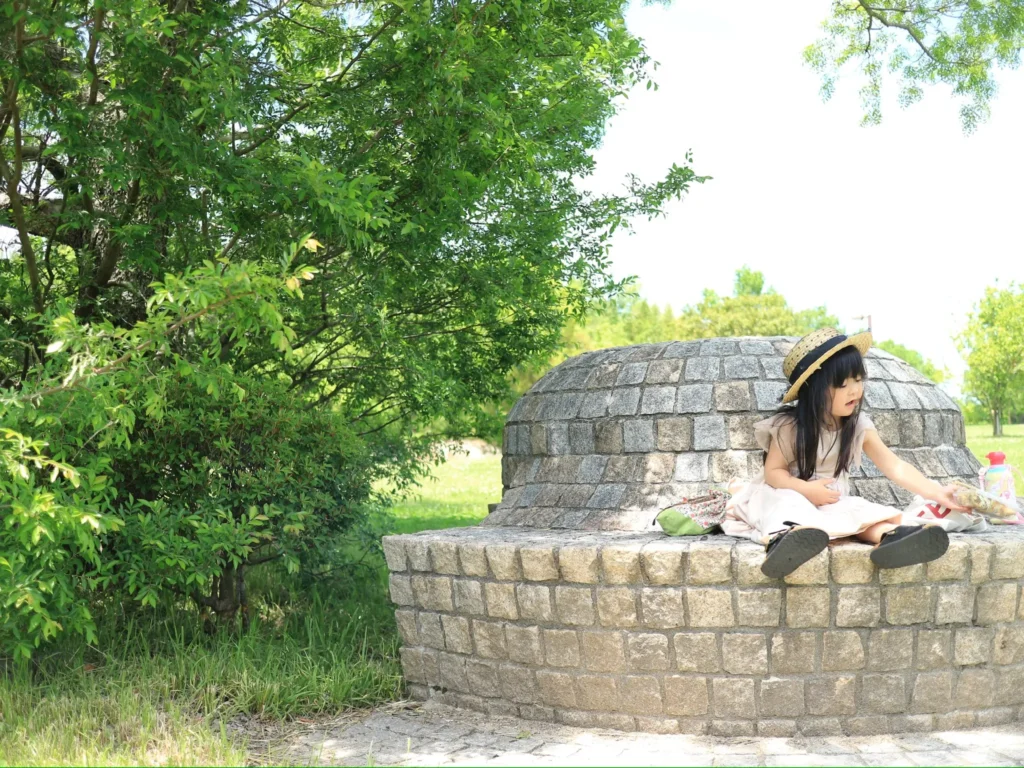 上津公園ので遊ぶ女の子
