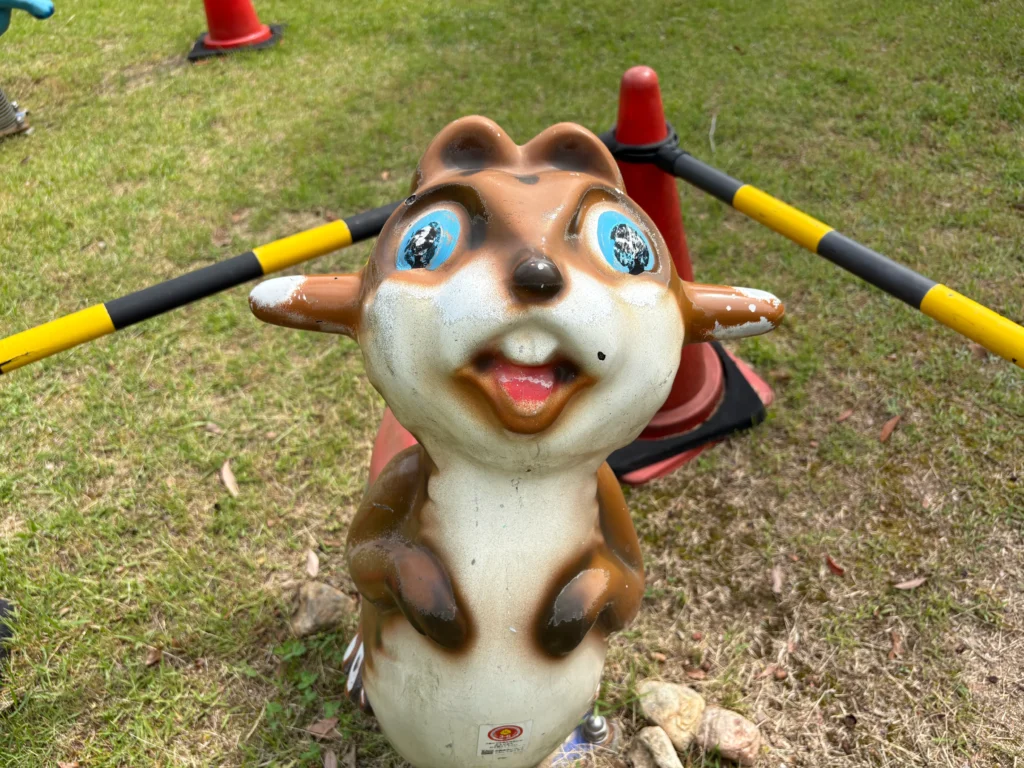 リスの遊具