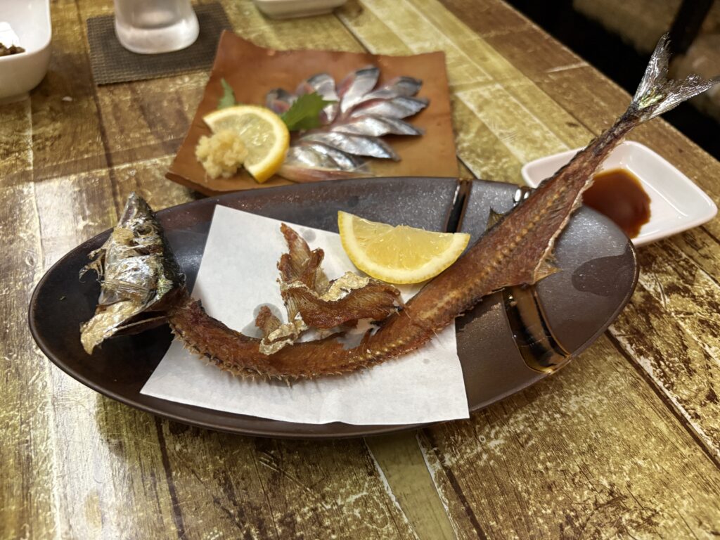 大黒さんまの骨のカリカリ揚げ