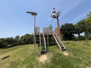 滑り台手前の展望台